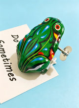 CHU DAI 1 Pcs Clockwork Spring Frog Green Metal Jumping Wind Up Frog Desktop Decor Party Favors 5