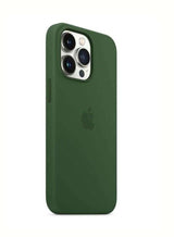 适用于 iPhone 13 Pro 的硅胶保护套 2