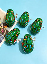 CHU DAI 1 Pcs Clockwork Spring Frog Green Metal Jumping Wind Up Frog Desktop Decor Party Favors 3